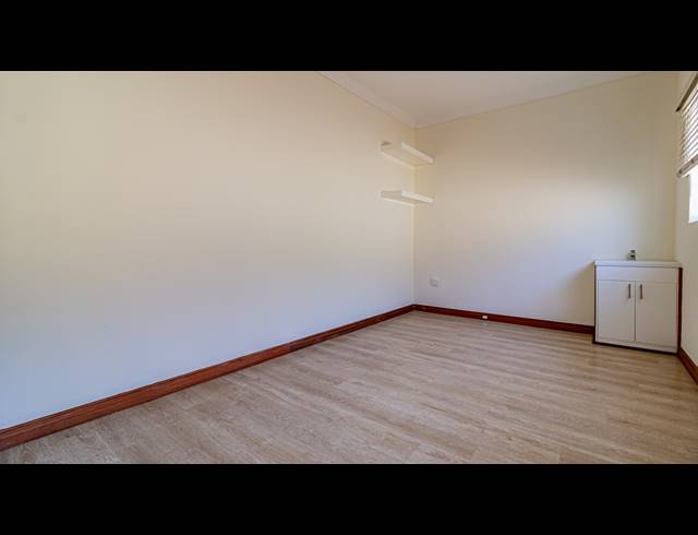 30M² OFFICE TO LET IN PARKTOWN